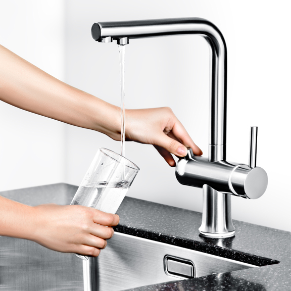 Motivos para tener un hidrogenador de agua con ósmosis en casa